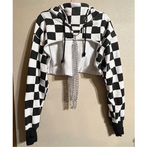 Checkered Print Chained Cropped Hoodie!